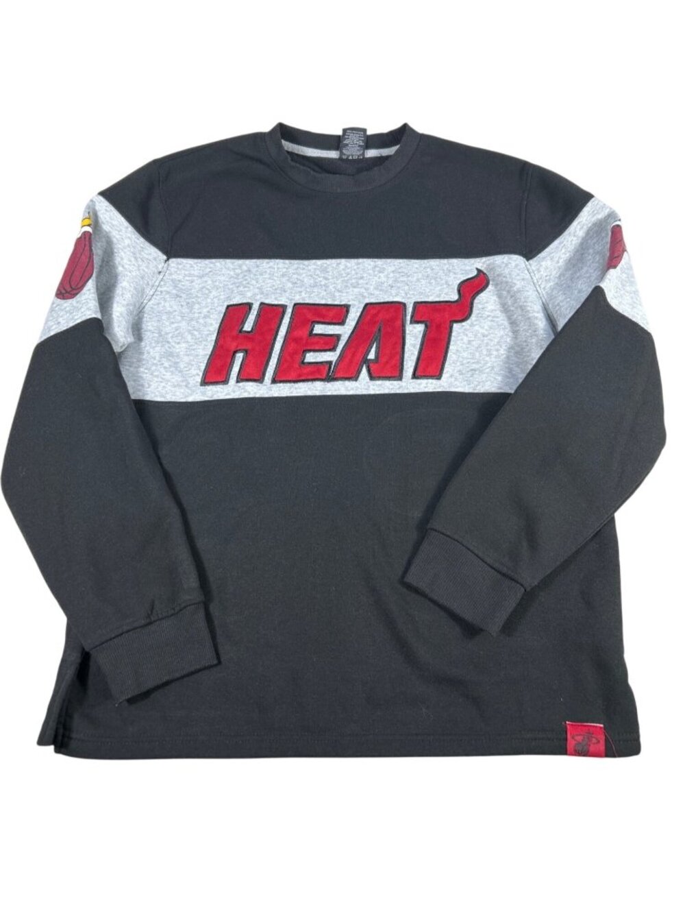 NBA Miami Heat Black & Gray Crewneck Sweatshirt Mens Size L Polyester *READ*
